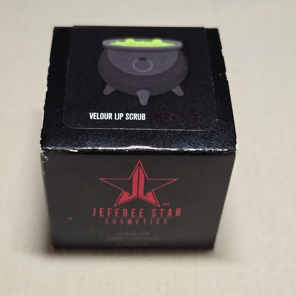 BNIB Jeffree Star Velour Lip Scrub Witches Brew Limited Edition Halloween Soften